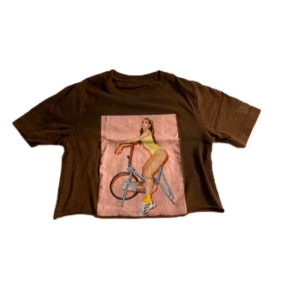 Y2K Brown Graphic Tee Girl on Bike Cropped Fit Unbranded S/M - Picture 3 of 5